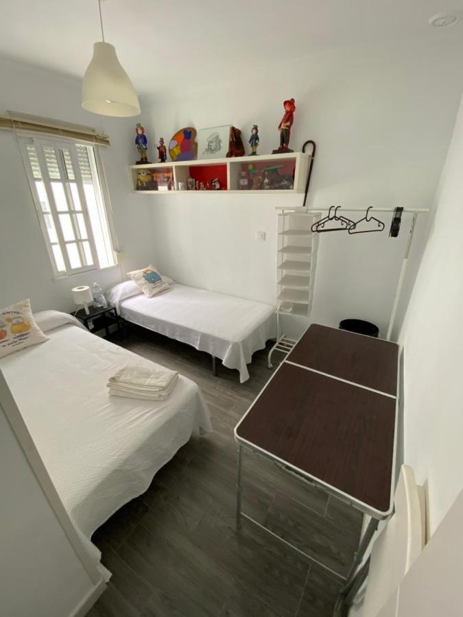 Habitaciones La Vina 加的斯 外观 照片